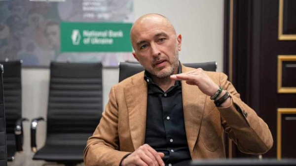 Національний банк прогнозує підвищення ключової ставки до 16% у четвертому кварталі 2026 року. Подальше зниження ставки очікується з другого кварталу 2027 року, досягнувши 14% до кінця 2027 року.