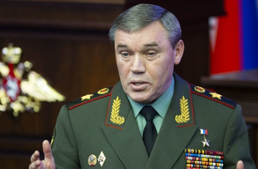 Герасимов наказав обстрілювати житлові будинки в Києві 2 липня, стверджує&hellip;