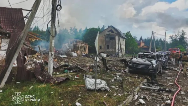 Росія атакувала приватний полігон біля Києва. Є 10 загиблих та понад 100 поранених. 8 Пошкоджені приватні будинки під Києвом, куди влучили ракети вдень 24 липня