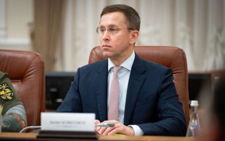 Прем'єр-міністр Корецький: Перше завдання Кабміну та тижневий дедлайн 9 Прем'єр-міністр Корецький: Перше завдання Кабміну та тижневий дедлайн 9