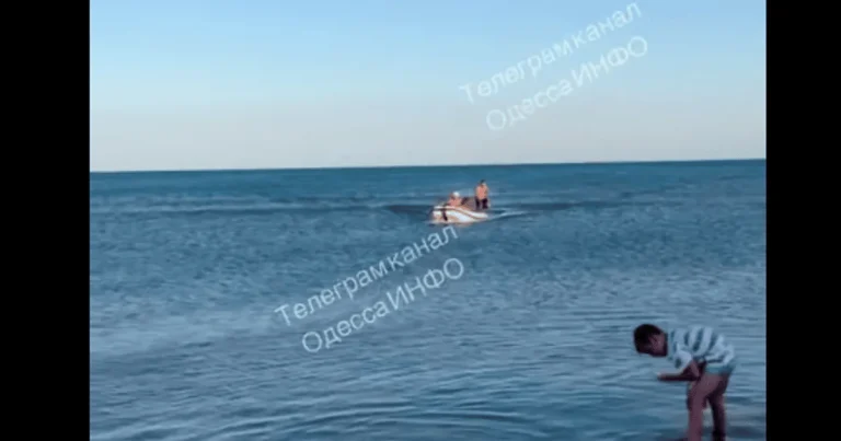 Як закінчилася історія з дитиною, яку в морі на Одещині віднесло на надувному колі 2