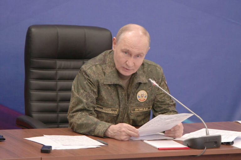 Путін ризикує мобілізацією: чи врятує це вторгнення Росії в Україну? 24