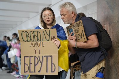 У Києві та регіонах девʼятий день тривають протести проти відставки Федорова з посади міністра оборони