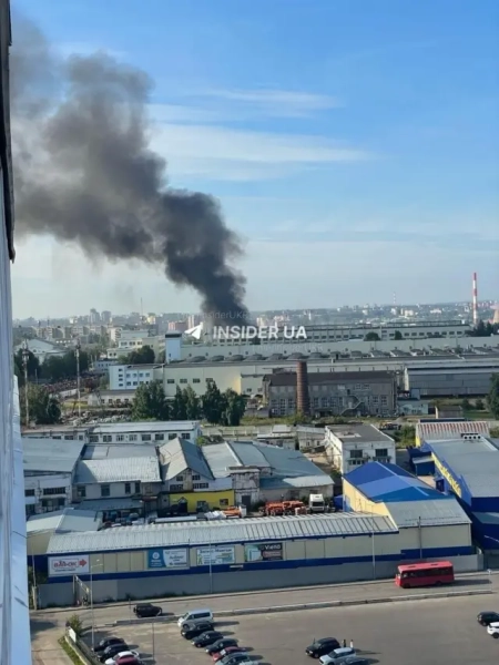 Фото пожежі над Кіровим після ракетного удару 