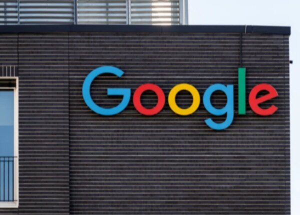 Європейська комісія наклала на Google штраф у розмірі мільярда доларів.