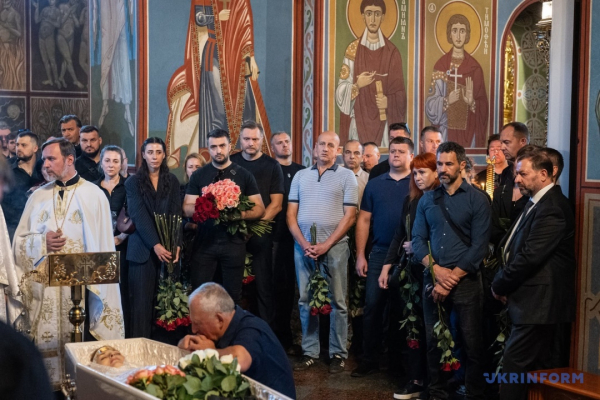 Пам’яті Валентини Савицької. «Мені важливо, аби всі усвідомлювали, якою була моя Валя» 22 Пам’яті Валентини Савицької. «Мені важливо, аби всі усвідомлювали, якою була моя Валя» 22