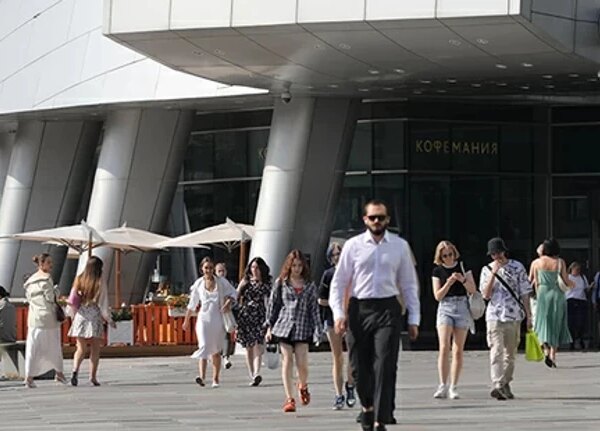 Ексклюзивні новини України 25 Торгові центри в Росії спостерігають спад відвідуваності: чим це зумовлено