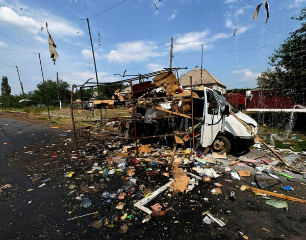 На Донеччині двоє мирних жителів загинули, семеро дістали поранень внаслідок ворожих обстрілів. 2 На Донеччині двоє мирних жителів загинули, семеро дістали поранень внаслідок ворожих обстрілів. 2