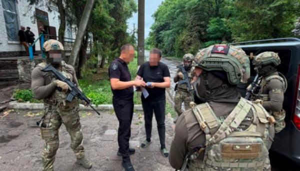Двом бійцям з «Кам’яної» повідомили про підозру у жорстокому поводженні з колегами.