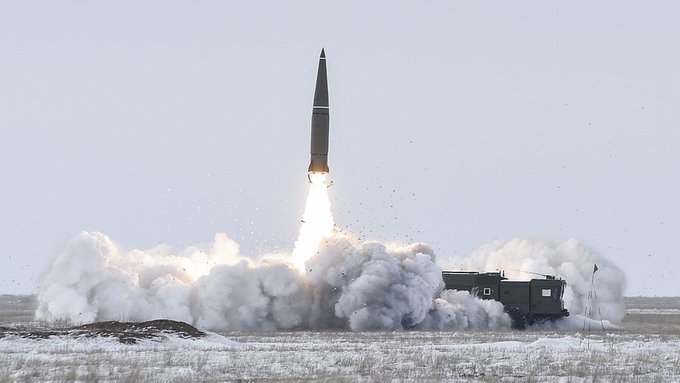 Зеленський: Росія планує нарощувати виробництво балістичних ракет