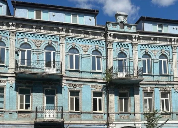 Прокуратура Києва домоглася повернення громаді нерухомого майна, що було неодноразово перепродано.