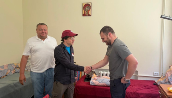 Голлівудський актор Джессі Айзенберг відвідав заклад оздоровлення Державної прикордонної служби