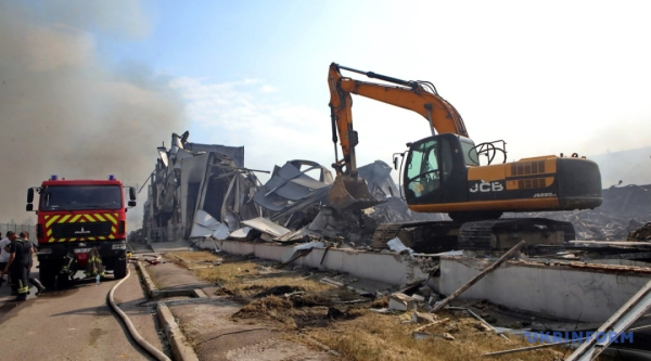 2/17: На Київщині знищені склади внаслідок масованої атаки РФ / Фото: Тарасов Володимир, Укрінформ Наслідки ракетного обстрілу РФ ще досі усувають на двох територіях Київської області. 28