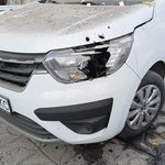 Автомобіль Червоного Хреста постраждав від російських обстрілів. 11