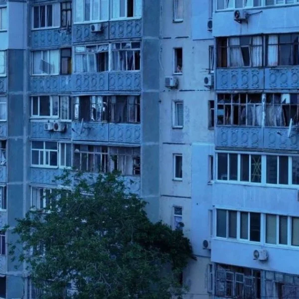 Росія атакувала будівлі в обласному центрі: є жертви та постраждалі, серед них діти – повна інформація (оновлено)