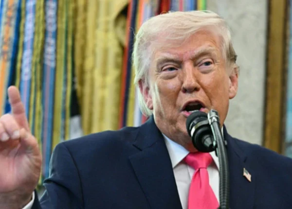 Трамп започаткував платну підписку Truth Social за 100 тисяч доларів.