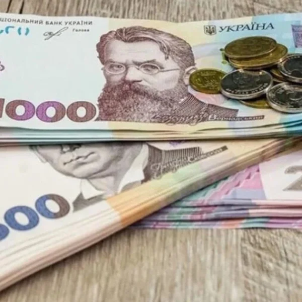 Пенсіонери, яким виповнилося 60 років, не всі отримають виплати: хто може залишитися без фінансової допомоги