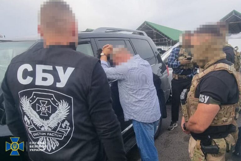 Колишнього народного депутата затримали за підозрою в створенні схеми з удаваною інвалідністю 6 Колишнього народного депутата затримали за підозрою в створенні схеми з удаваною інвалідністю 3