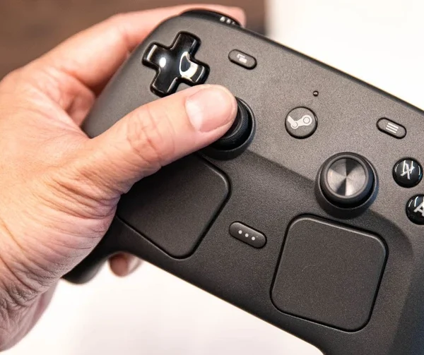 Модифікатор переробив тактильні двигуни Steam Controller на стереодинаміки