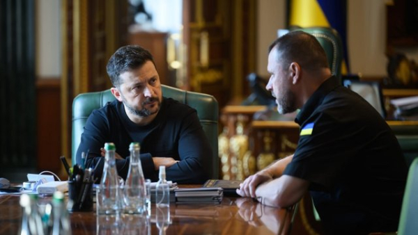 Рішення щодо кадрів у РНБО схвалені Зеленським 2 Зеленський погодив кадрові рішення у РНБО