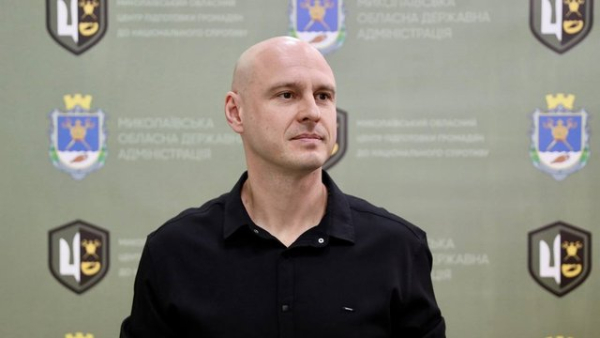 В результаті російських атак на Миколаївщину за минулу добу зазнали поранень п'ятеро осіб, також було пошкоджено судно та автозаправну станцію. 4