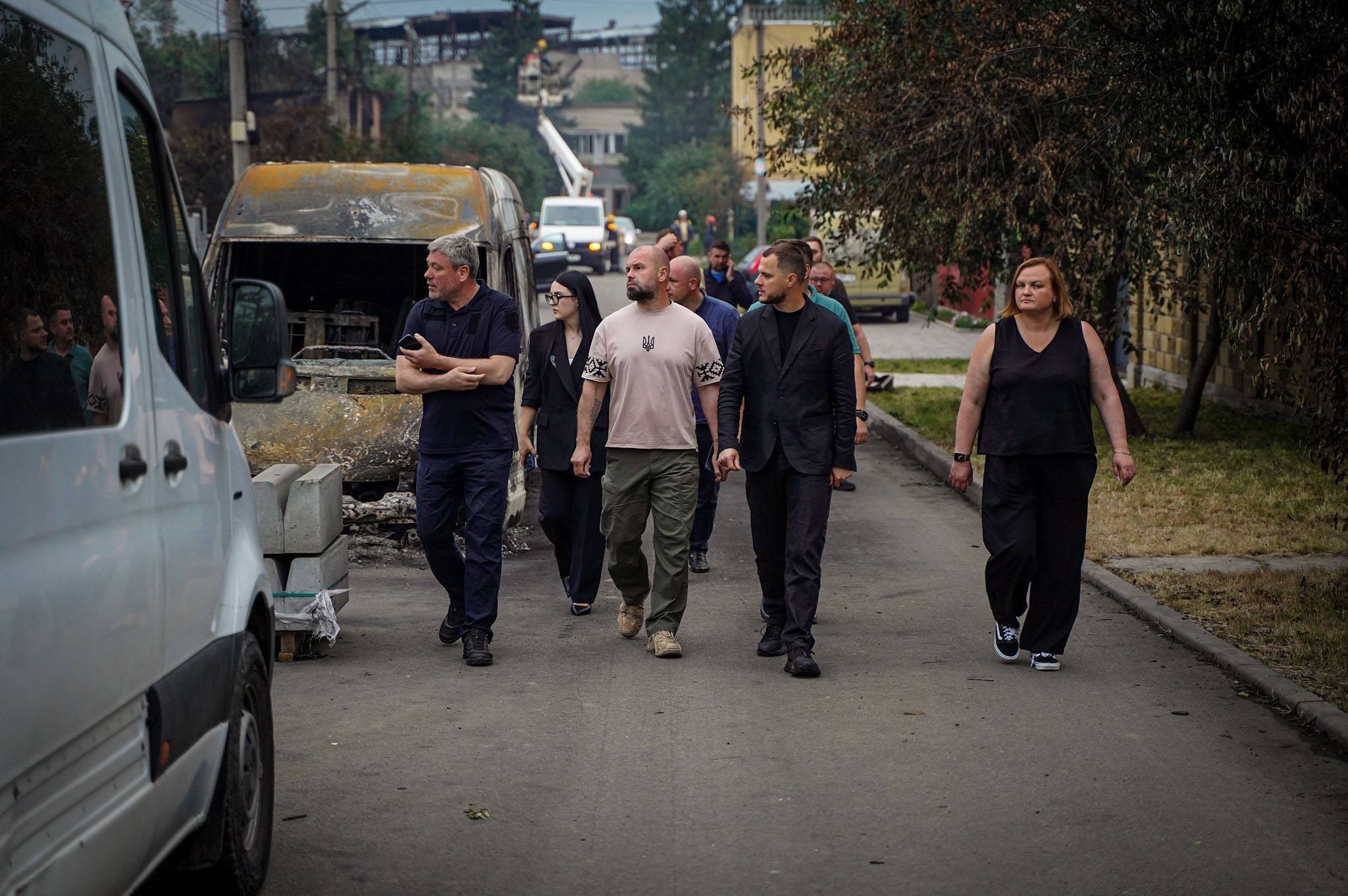 Приватні помешкання у Вишневому, яких понад 250, разом із 27 багатоквартирними будинками зазнали руйнувань. 23 Приватні помешкання у Вишневому, яких понад 250, разом із 27 багатоквартирними будинками зазнали руйнувань. 18