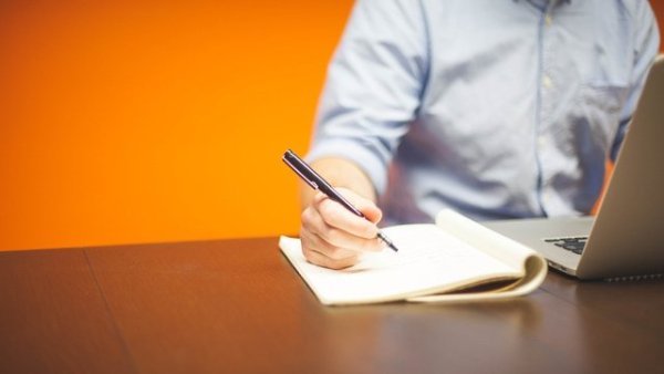 Дефіцит працівників – головна проблема для підприємств, найбільше про це говорять у хімічній промисловості, свідчать результати опитування.