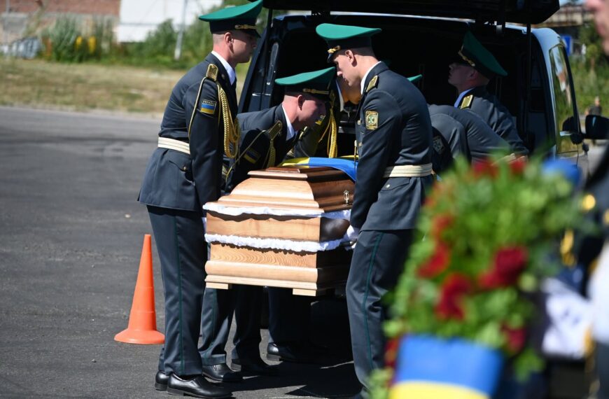 Повернення праху Євгена Коновальця: як це сталося