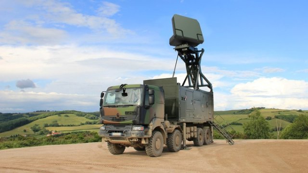 Франція надасть Україні нові радари для протиповітряної оборони цієї осені, повідомив Зеленський. 8