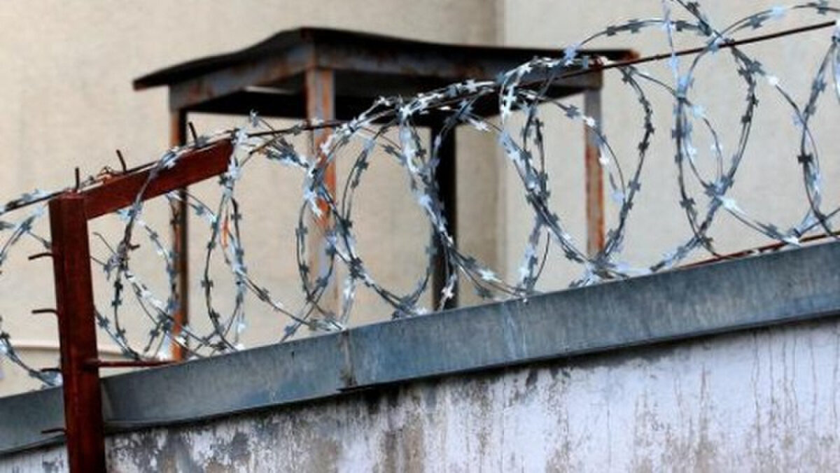 Україні засудили російського військового, який скоїв зґвалтування, до 12 років позбавлення волі. 8 Україні засудили російського військового, який скоїв зґвалтування, до 12 років позбавлення волі. 5