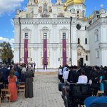 В Києві пройшла урочиста церемонія за участю держави та церкви, присвячена 975-річчю Києво-Печерської лаври. 28 В Києві пройшла урочиста церемонія за участю держави та церкви, присвячена 975-річчю Києво-Печерської лаври. 24