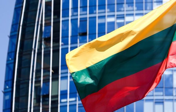Литва зафіксувала припинення польотів українських дронів над країнами Балтії.