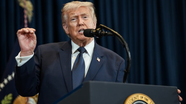 Президент США Дональд Дж. Трамп виступає на прес-конференції, 09.03.2026