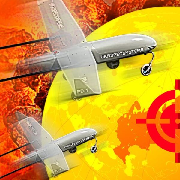 НПЗ — кінець”: після потужних вибухів на нафтопереробному заводі в росії сталася пожежа (відео)