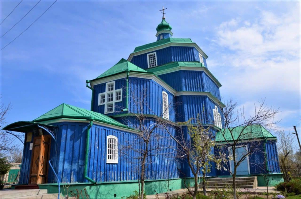 Дерев’яний храм 1725 року знищений вогнем у Береславі через російський обстріл – повідомляють ЗМІ