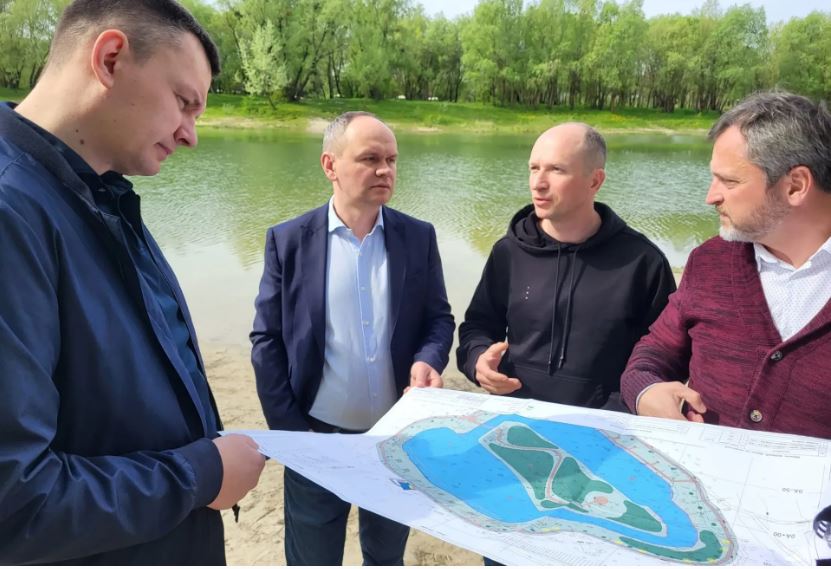 Загибель риби, черепах та ондатр: хто несе відповідальність за спустошення Синього озера на масиві Виноградар 18