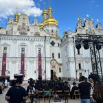 В Києві пройшла урочиста церемонія за участю держави та церкви, присвячена 975-річчю Києво-Печерської лаври. 35 В Києві пройшла урочиста церемонія за участю держави та церкви, присвячена 975-річчю Києво-Печерської лаври. 31