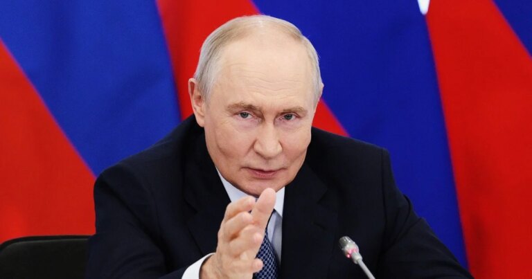 Ядерні погрози Путіна: Росія здійснила запуск балістичної ракети після візиту керівника ЦРУ 11 Ядерні погрози Путіна: Росія здійснила запуск балістичної ракети після візиту керівника ЦРУ 8