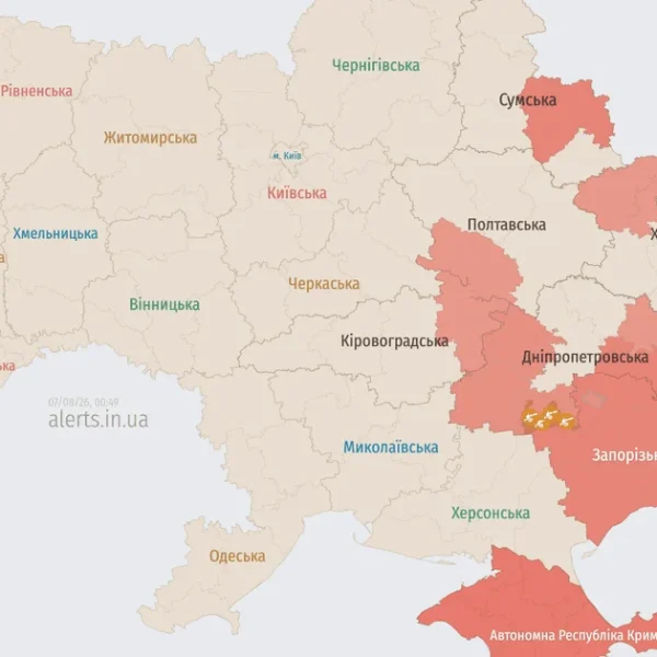 Ворог наступає на Україну за допомогою дронів-камікадзе: курс пересування