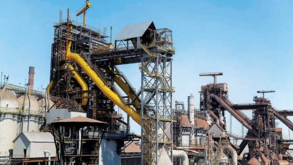 Запоріжсталь” нині переживає надзвичайно складні часи через напади ворога, котрі спричинили тривале призупинення роботи заводу – генеральний директор