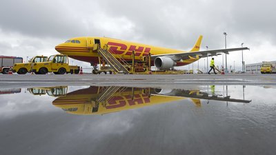 Невідомий об’єкт виявлено на злітній смузі аеропорту Лейпцига, Німеччина