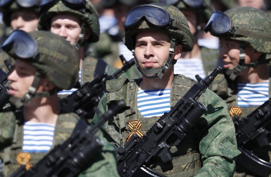 Ексклюзивні новини України 42 Білорусь розпочала активний набір своїх громадян для участі…