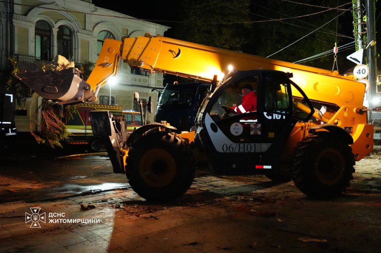 Житомирський обстріл: смертей тепер троє, понад 50 поранених 14
