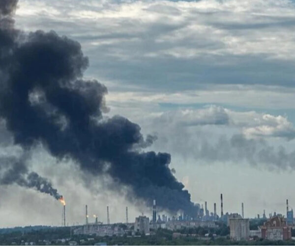 Третина бензину в Росії відсутня після ударів по нафтопереробних заводах.