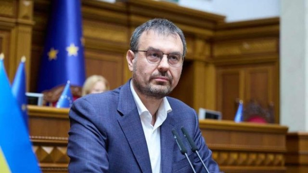 Голова парламентського комітету з фінансів наполягає на звільненні Пишного.