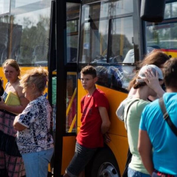 Евакуація з 16 громад Дніпропетровщини: як це відбуватиметься