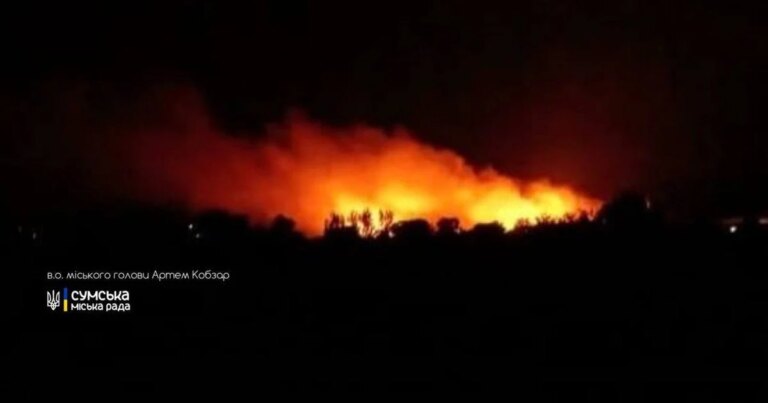Росія завдає удару по обласному центру: по всьому місту спалахують пожежі 9