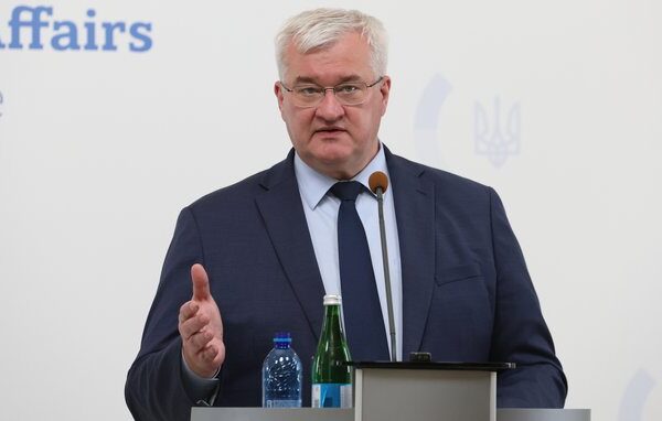 Сибіга розкритикував ЮНІСЕФ за те, що він поставив в один ряд агресора та жертву, а також за заяви щодо загибелі дітей в Україні та Росії.