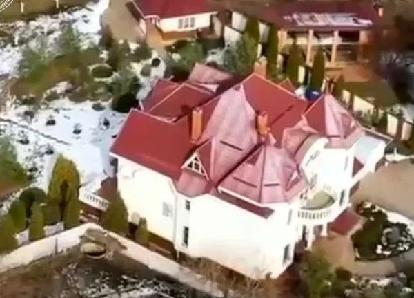 Колишнього народного обранця судитимуть за незаконне будівництво біля Дніпра
