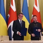 Велика Британія та Україна уклали декларацію про партнерство з метою розробки збройних сил майбутнього, оснащених штучним інтелектом. 15